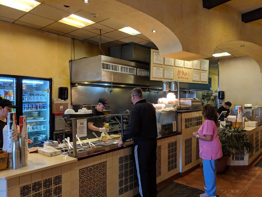 Annas Taqueria | restaurant | 236 Elm St, Somerville, MA 02144, USA | 6176663900 OR +1 617-666-3900