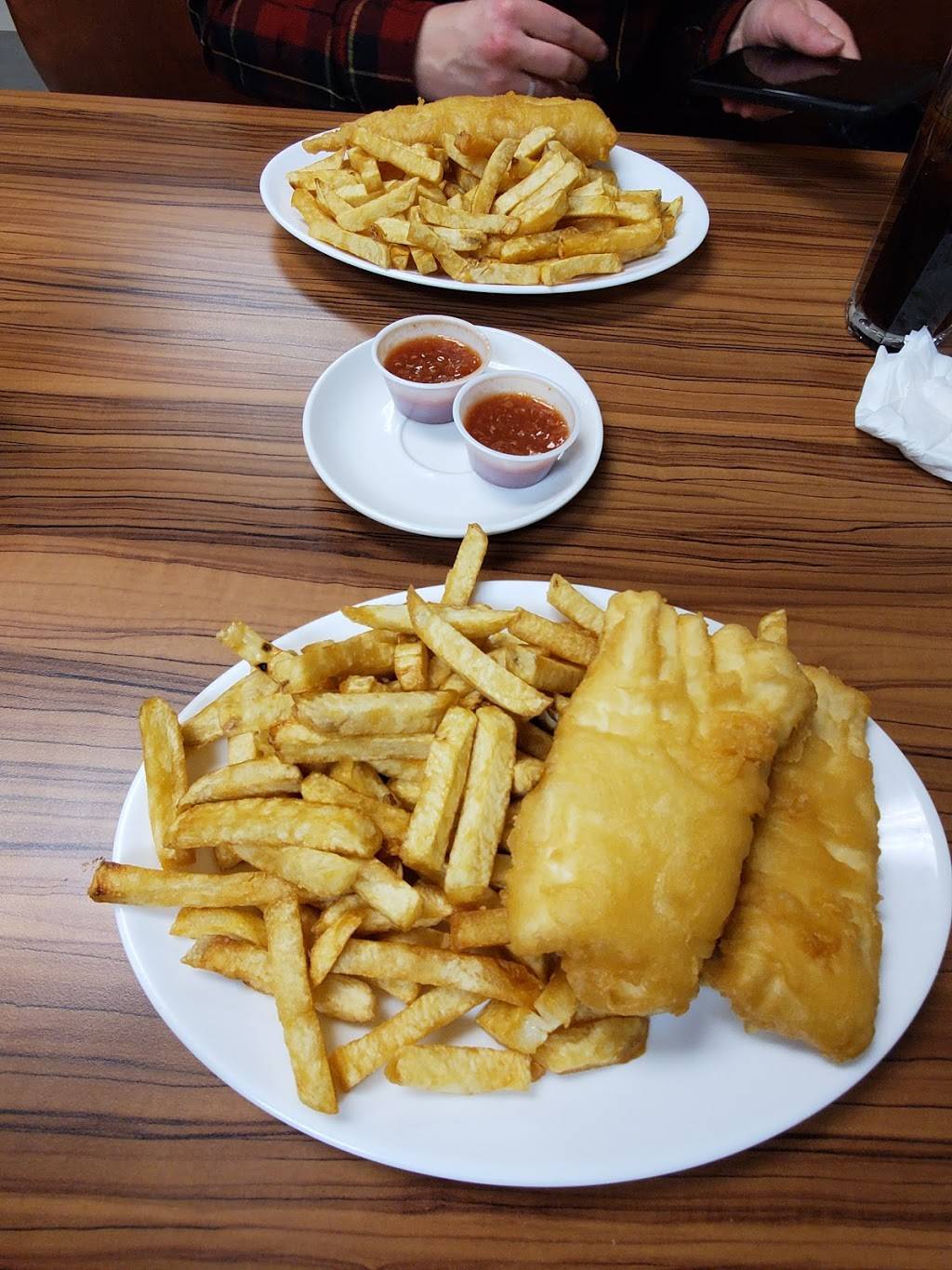 Dannys Fish and Chips | restaurant | 411 Huronia Rd, Barrie, ON L4N 9B3, Canada | 7057218998 OR +1 705-721-8998