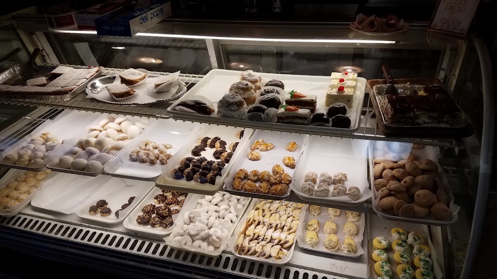 Laurettas Italian Bake Shop & Cafe | bakery | 33157 US-45, Grayslake, IL 60030, USA | 8475660883 OR +1 847-566-0883