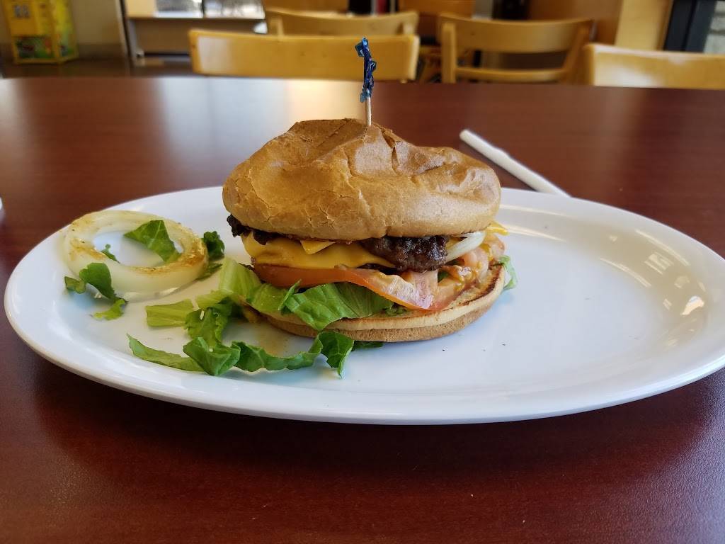 Willie J’s Burgers & More | restaurant | 2010 Club Center Dr, Sacramento, CA 95835, USA | 9162859379 OR +1 916-285-9379