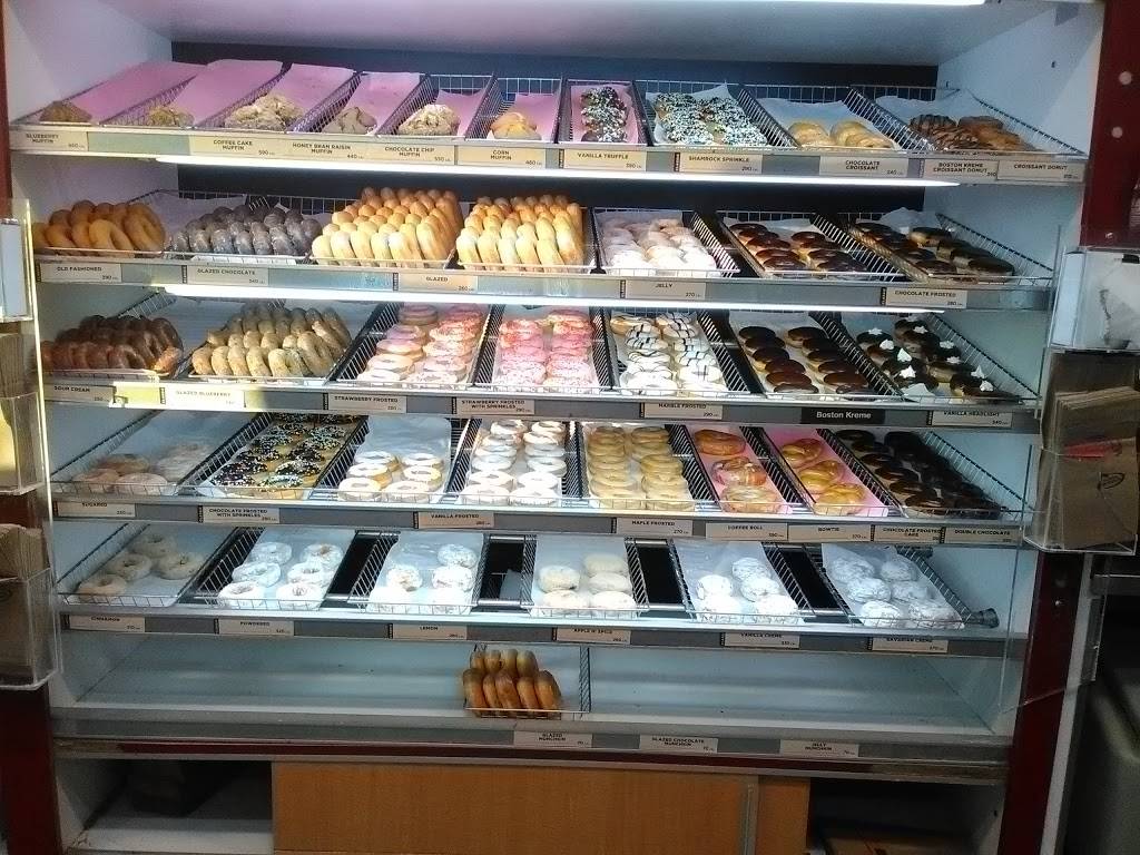Dunkin | cafe | 5605 N Tryon St, Charlotte, NC 28213, USA | 7044940733 OR +1 704-494-0733