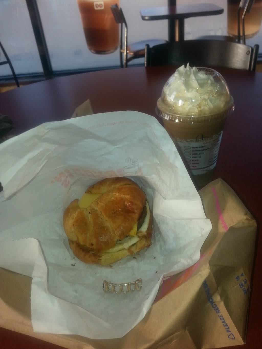 Dunkin Donuts | cafe | 3512 E Hillsborough Ave, Tampa, FL 33610, USA | 8132314350 OR +1 813-231-4350