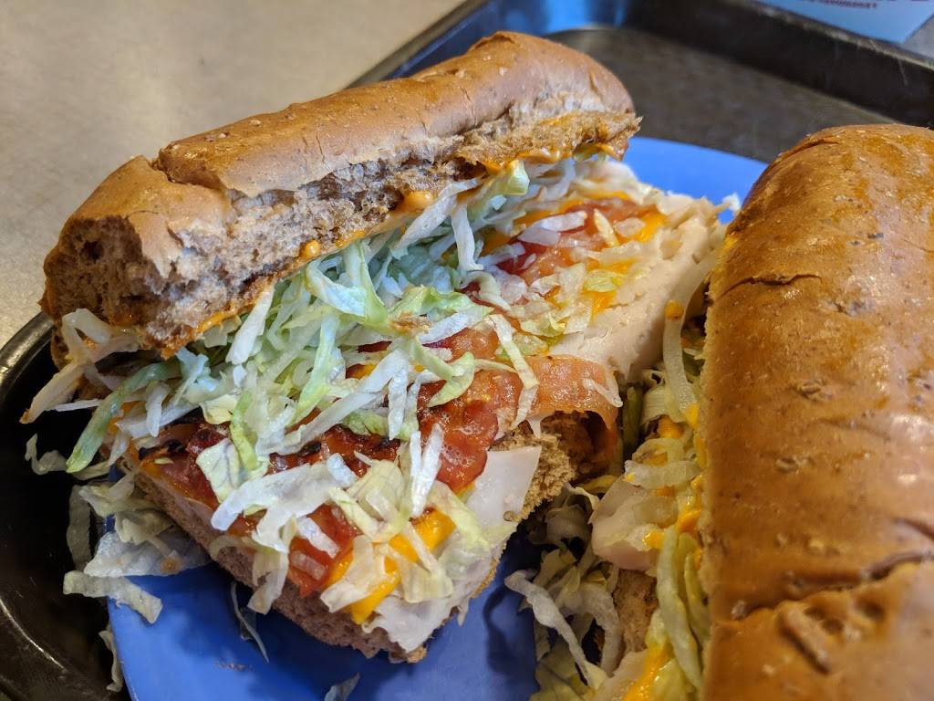 Davannis Pizza & Hot Hoagies | restaurant | 3673 Lexington Ave N, Arden Hills, MN 55126, USA | 6514817100 OR +1 651-481-7100