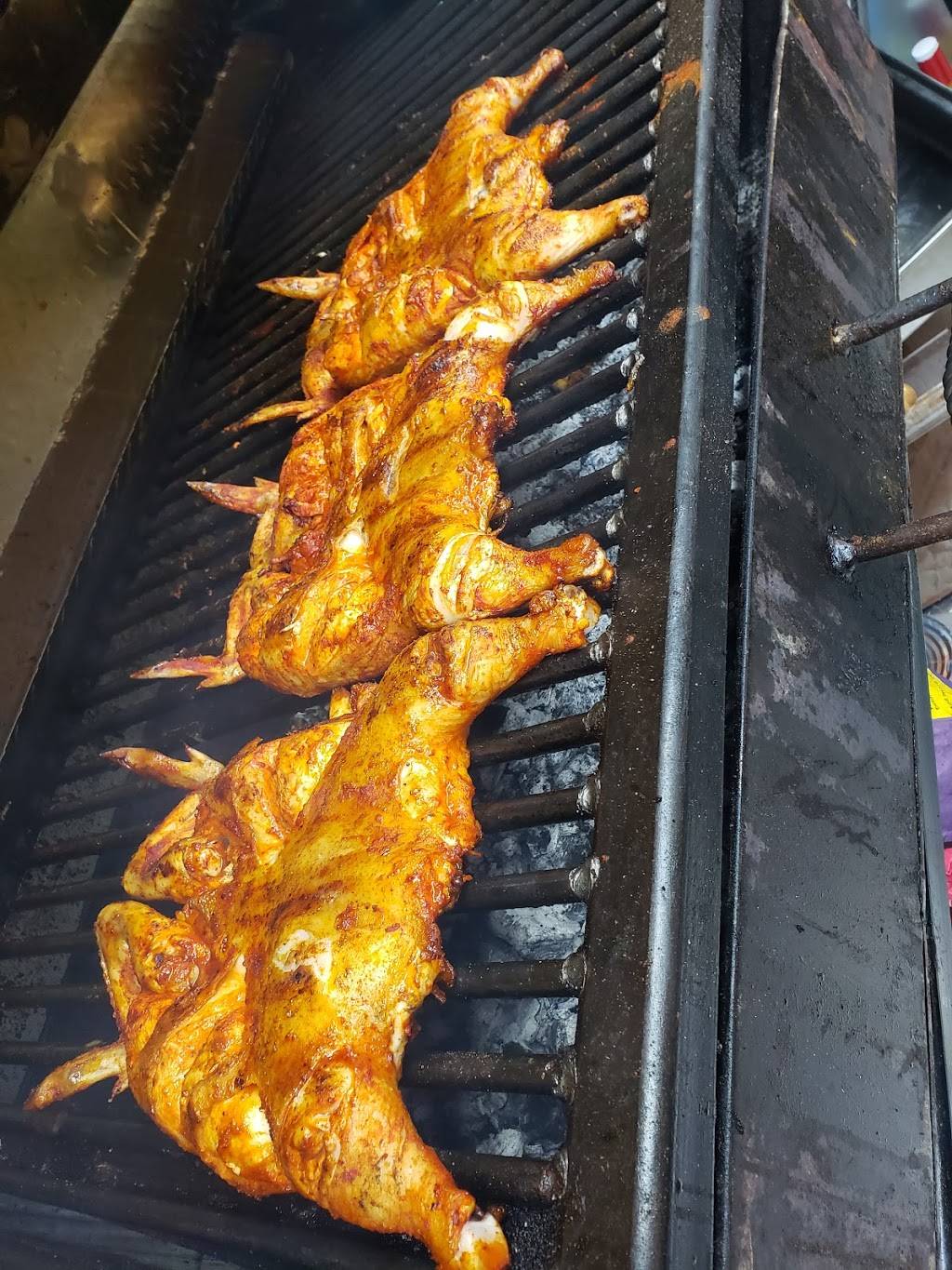 Tacos y pollos asados el payaso | restaurant | 9107 Synott Rd, Houston, TX 77099, USA | 3462837133 OR +1 346-283-7133