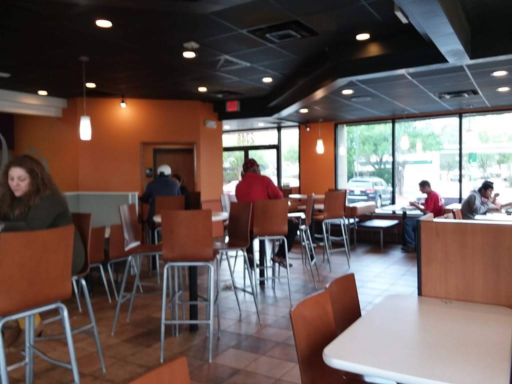 Taco Bell | meal takeaway | 2748 Capital Blvd, Raleigh, NC 27604, USA | 9198326450 OR +1 919-832-6450