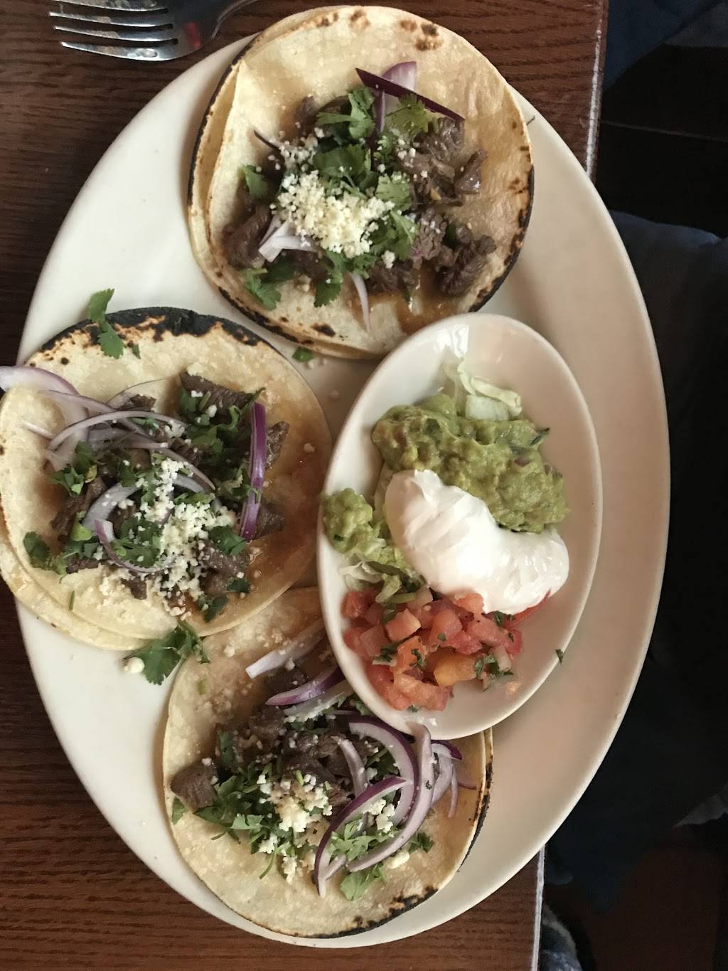 Guapos Restaurant | restaurant | 13050 Fair Lakes Shopping Center, Fairfax, VA 22033, USA | 7038180022 OR +1 703-818-0022