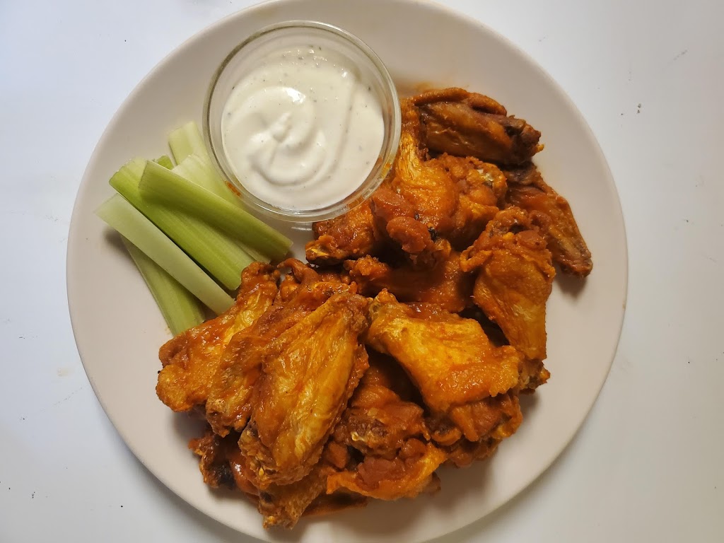 TJS BURGERS AND WINGS | restaurant | 1040 N Federal Hwy, Hallandale Beach, FL 33009, USA | 9547436020 OR +1 954-743-6020