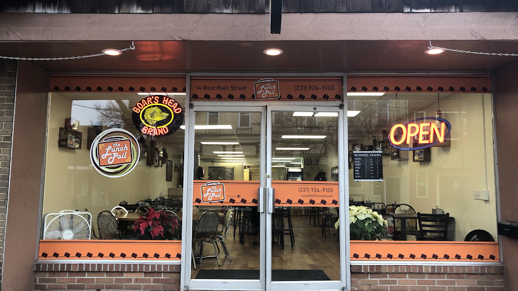 The Lunch Pail | restaurant | 14 W Main St, Fremont, MI 49412, USA | 2319249100 OR +1 231-924-9100