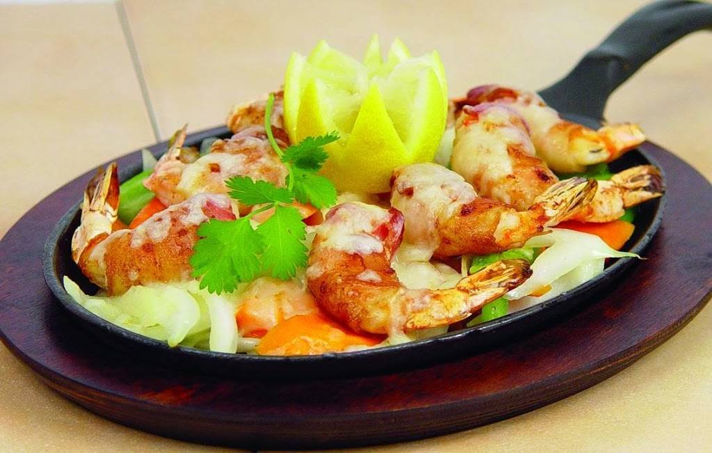 Azteca D Oro | restaurant | 11633 University Blvd, Orlando, FL 32817, USA | 4077378388 OR +1 407-737-8388