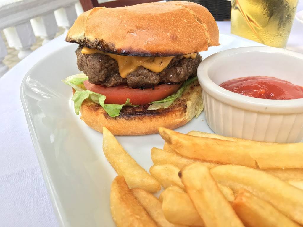 The Warwick Inn | restaurant | 36 Oakland Ave, Warwick, NY 10990, USA | 8459863666 OR +1 845-986-3666