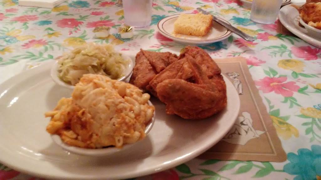 Corinnes Place | restaurant | 1254 Haddon Ave, Camden, NJ 08103, USA | 8565414894 OR +1 856-541-4894