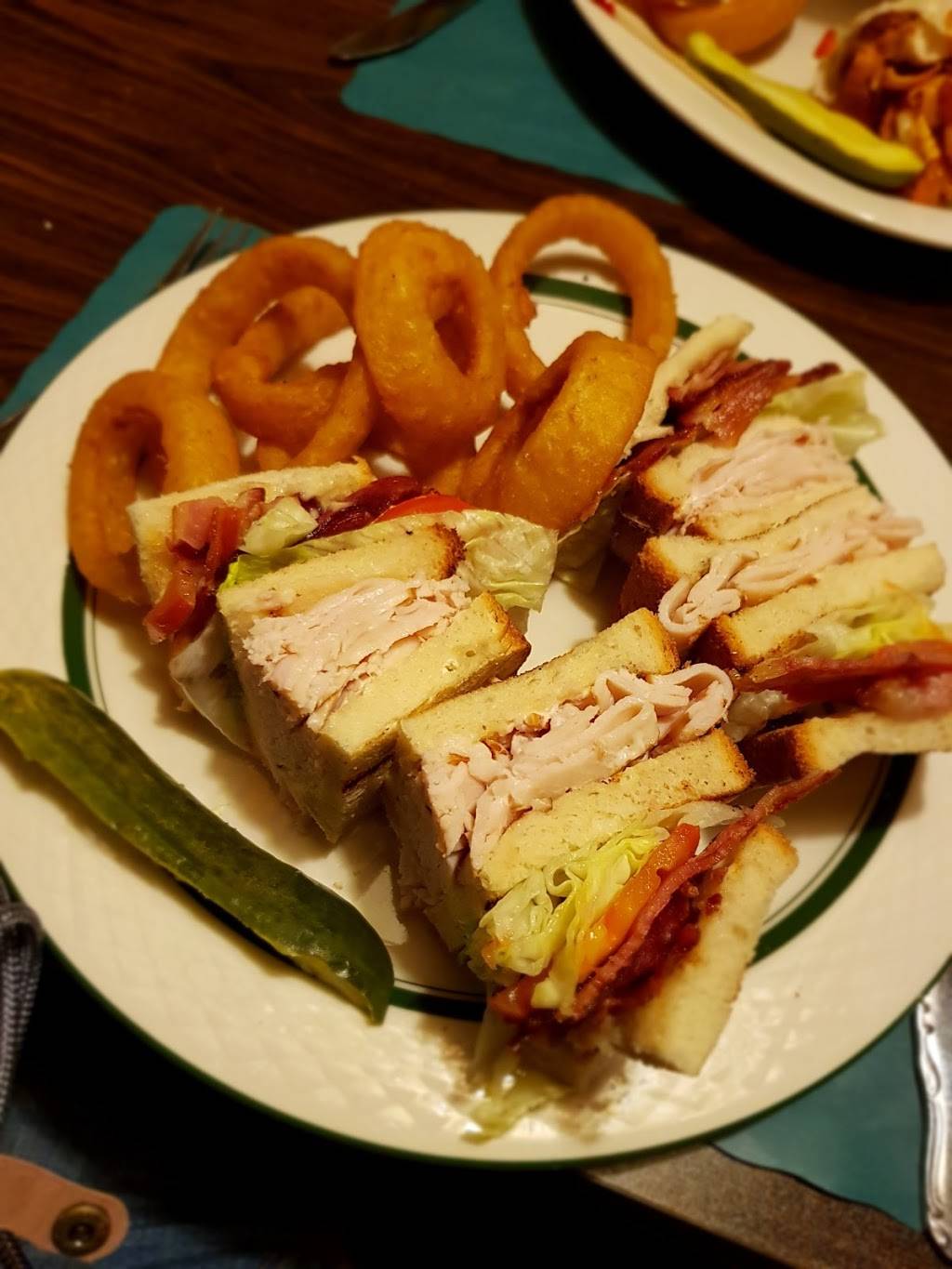 The Birchwood of Polish Town | restaurant | 512 Pulaski St, Riverhead, NY 11901, USA | 6317274449 OR +1 631-727-4449