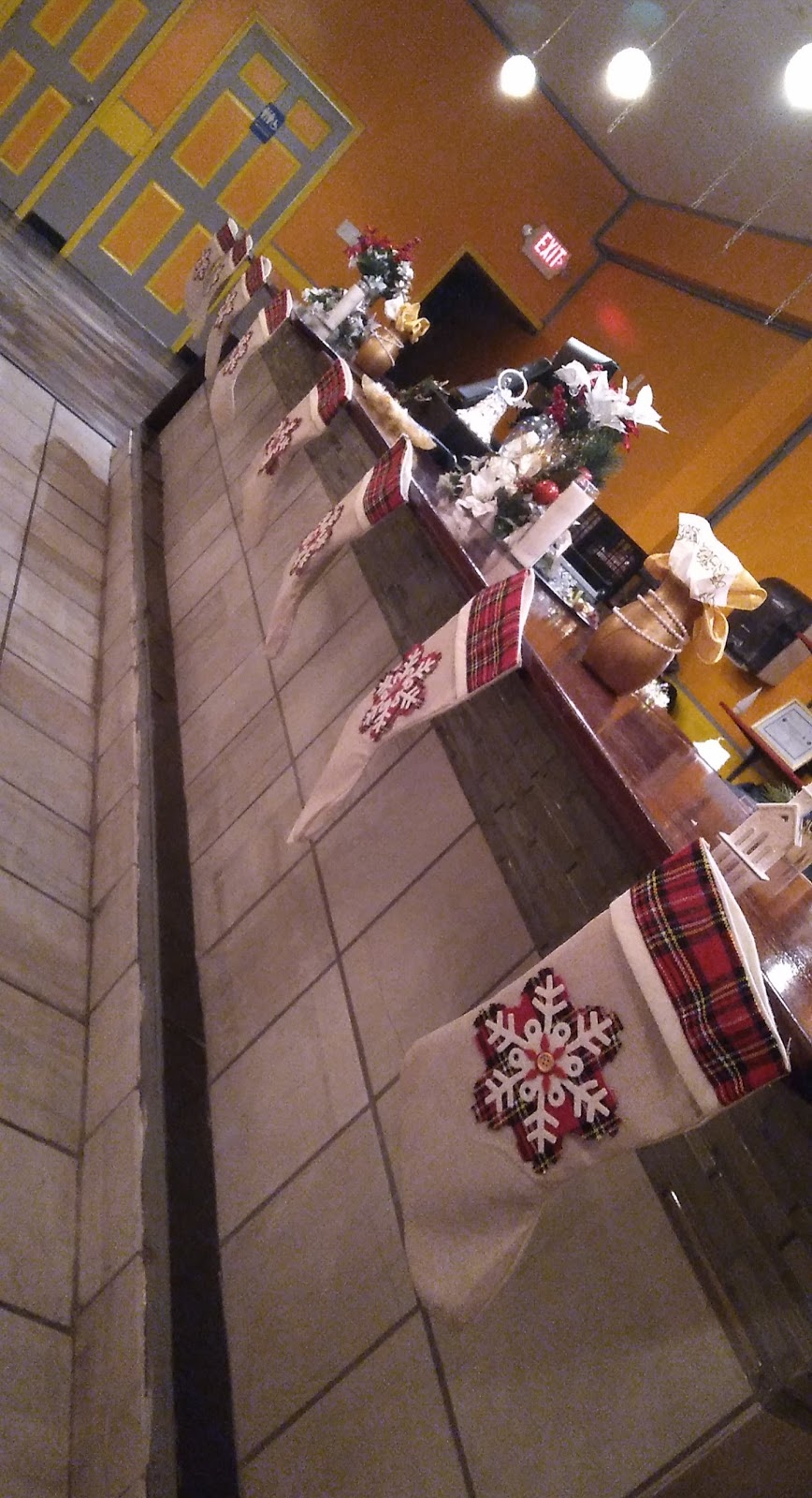 Louie Lous Edible Galore & More | restaurant | 2411 Union, St. Louis, MO 63113, USA | 3149266966 OR +1 314-926-6966