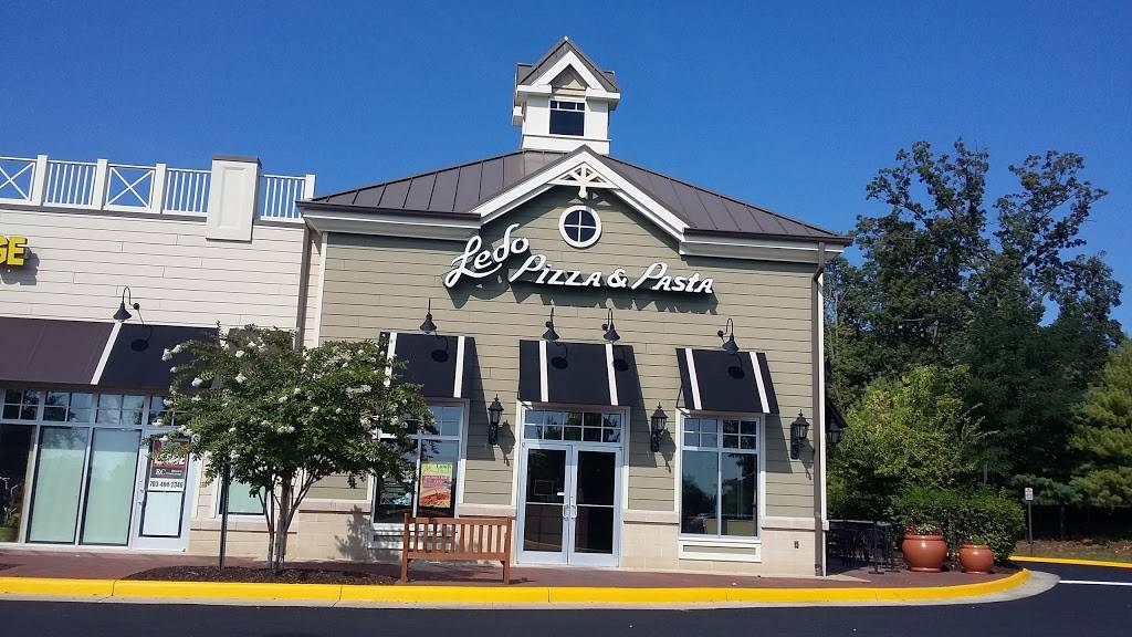 Ledo Pizza | meal takeaway | 42920 Piccadilly Plaza #136, Ashburn, VA 20147, USA | 7037233030 OR +1 703-723-3030