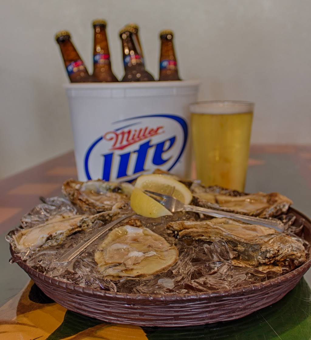 G.W. Sharkeys Raw Bar and Grill | restaurant | 10365 Royal Palm Blvd, Coral Springs, FL 33065, USA | 9543419990 OR +1 954-341-9990