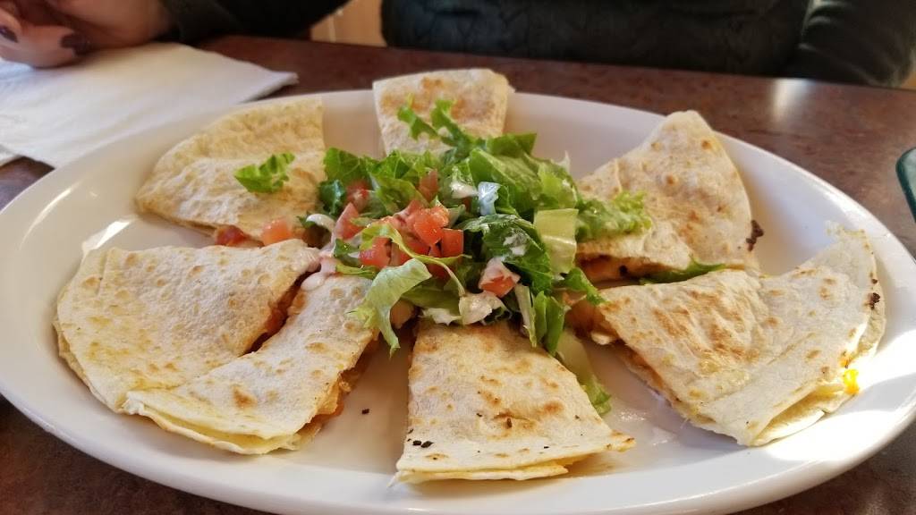 La Fiesta Express | restaurant | 901 16th St, Greeley, CO 80631, USA | 9703531026 OR +1 970-353-1026