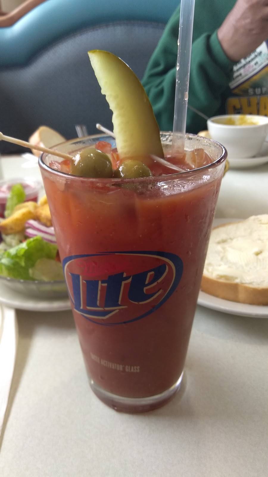 Mykonos Family Restaurant | restaurant | 8501 W Capitol Dr, Milwaukee, WI 53222, USA | 4144381939 OR +1 414-438-1939