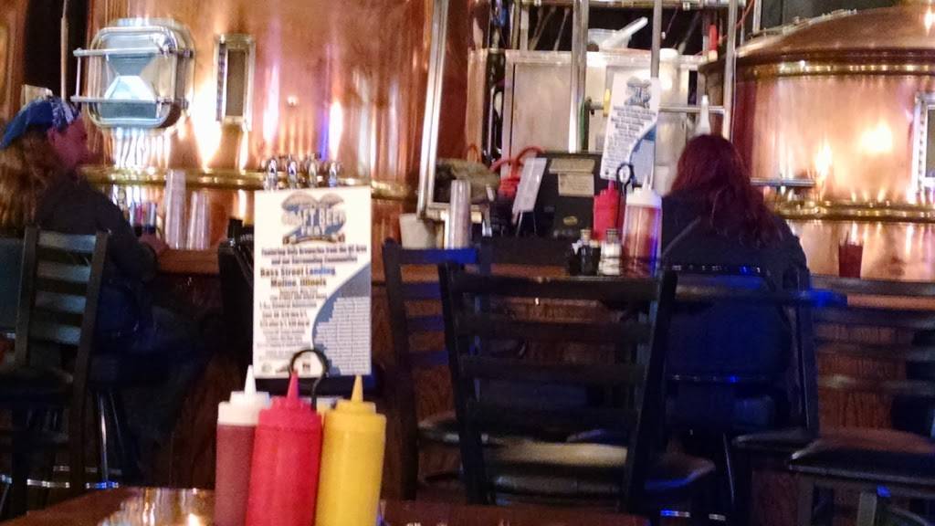 Bent River Brewing Co | restaurant | 1413 5th Ave, Moline, IL 61265, USA | 3097972722 OR +1 309-797-2722