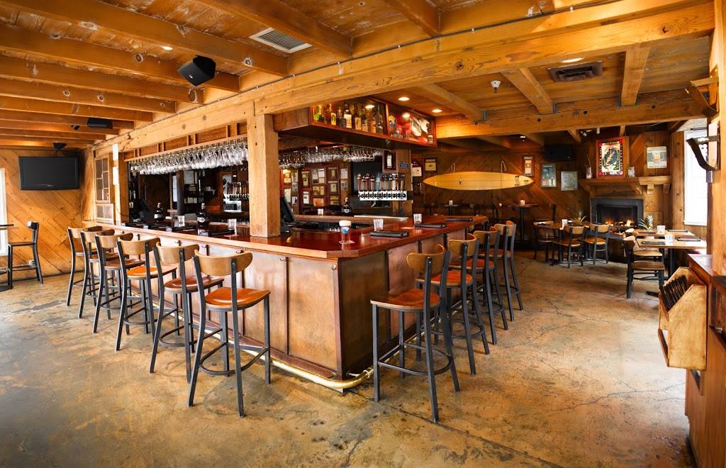 Half Moon Bay Brewing Company | restaurant | 390 Capistrano Rd, Half Moon Bay, CA 94019, USA | 6507282739 OR +1 650-728-2739