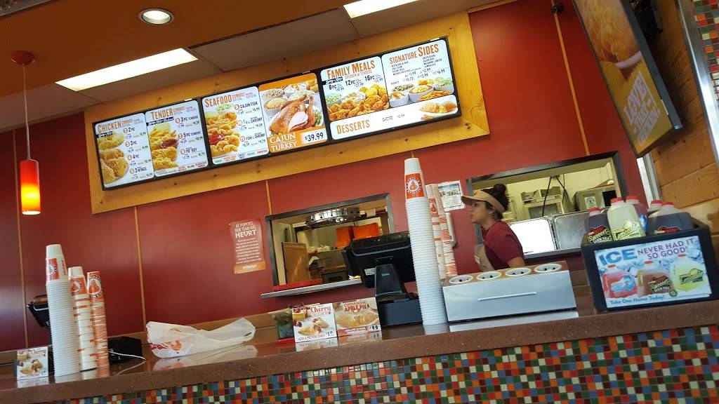 Popeyes Louisiana Kitchen | restaurant | 13746 Van Nuys Blvd, Pacoima, CA 91331, USA | 8188901888 OR +1 818-890-1888