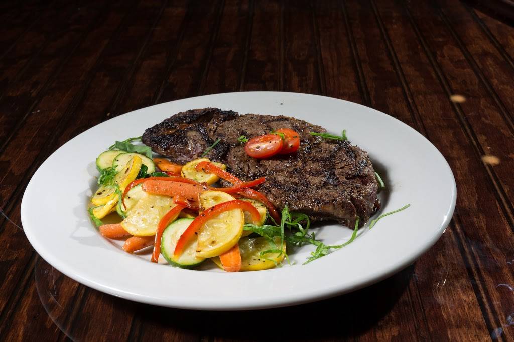 Mannings Restaurant | restaurant | 406 E Main St, Clayton, NC 27520, USA | 9195857005 OR +1 919-585-7005