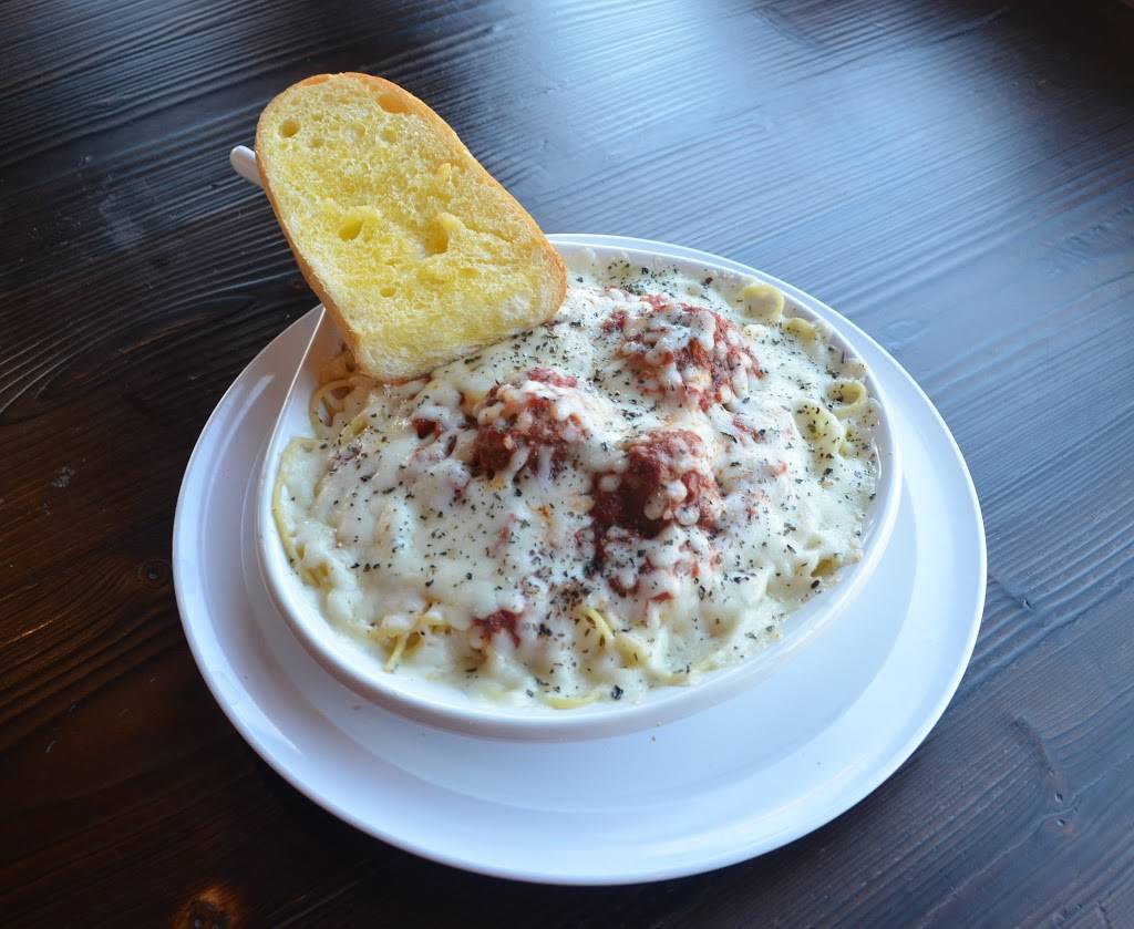 Two Guys Pies | restaurant | 55 E Main St, Danville, IN 46122, USA | 3177456434 OR +1 317-745-6434