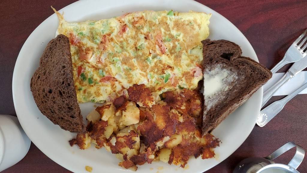 Theos Breakfast & Lunch | restaurant | 681 Pleasant St, Paxton, MA 01612, USA | 5084591330 OR +1 508-459-1330