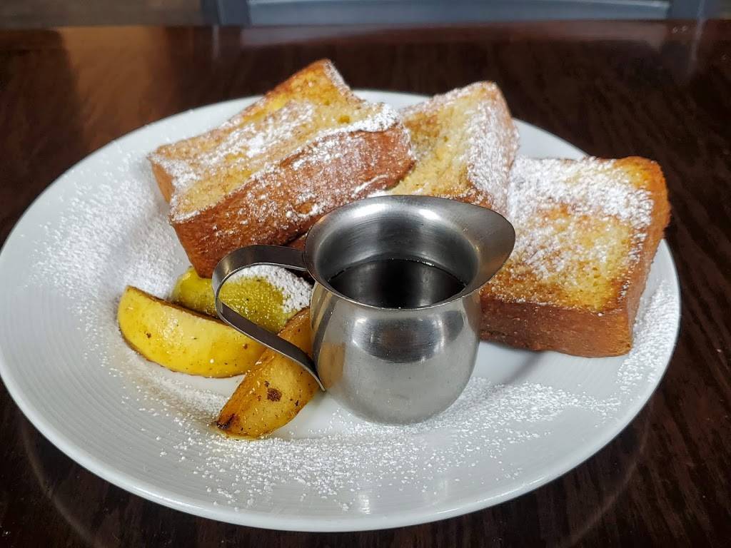 The Cub Room | restaurant | 739 S Clinton Ave, Rochester, NY 14620, USA | 5853635694 OR +1 585-363-5694