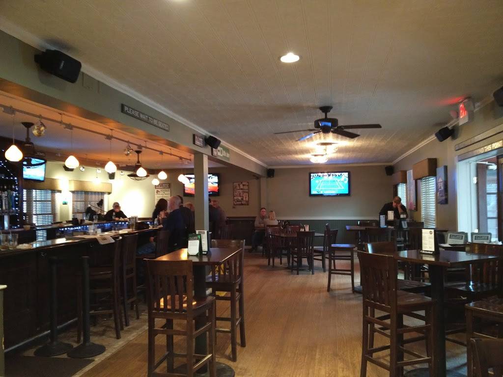 The Saloon | restaurant | 126 VT-100, West Dover, VT 05356, USA | 8024649422 OR +1 802-464-9422