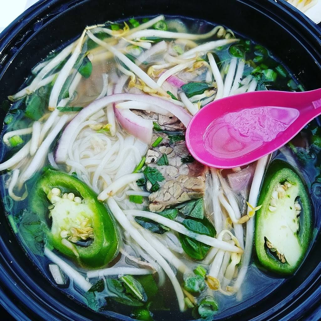 Pho Kitchen Dallas | restaurant | 8687 N Central Expy, Dallas, TX 75225, USA | 2147063595 OR +1 214-706-3595