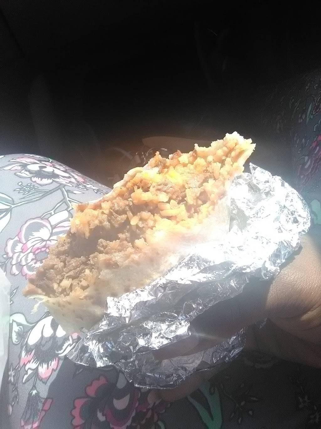 Uruapan Taco | restaurant | 604 E El Segundo Blvd, Compton, CA 90222, USA | 3108860301 OR +1 310-886-0301