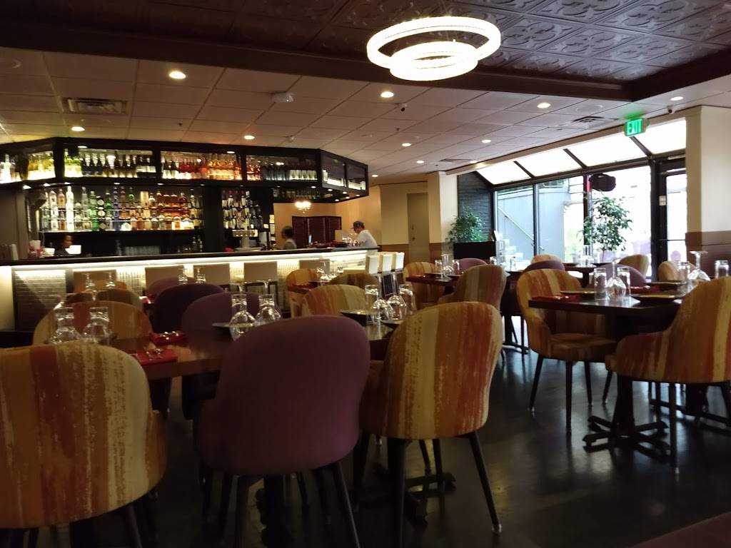 Mehak Indias Aroma | restaurant | 250 Steele St Suite 100, Denver, CO 80206, USA | 7206389350 OR +1 720-638-9350