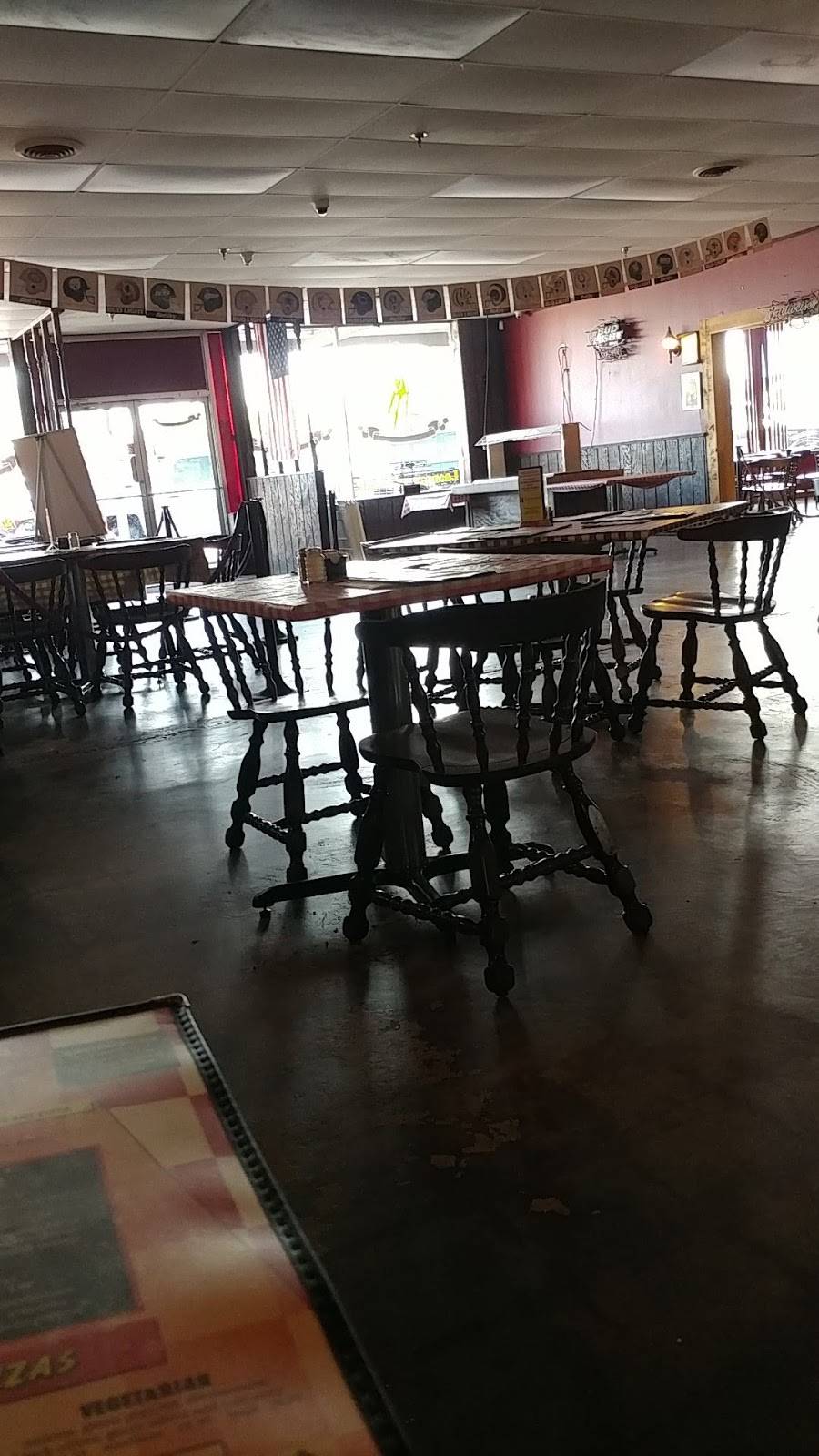 Minuteman Pizza Parlor | restaurant | 7 W 41st St, Sand Springs, OK 74063, USA | 9182411776 OR +1 918-241-1776