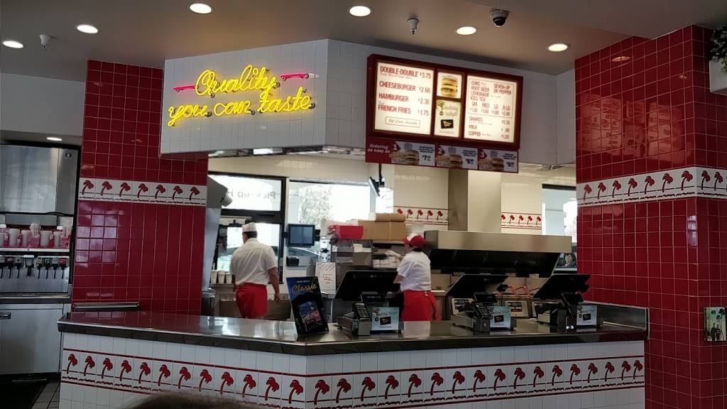 In-N-Out Burger | restaurant | 2011 Bronze Star Dr, Woodland, CA 95776, USA | 8007861000 OR +1 800-786-1000