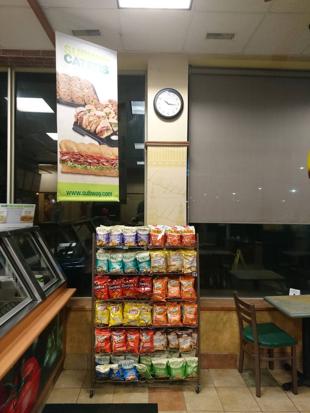 Subway | restaurant | Eastern, Leslie Car Wash, 828 Eastern Ave, Toronto, ON M4L 1A1, Canada | 4168499248 OR +1 416-849-9248