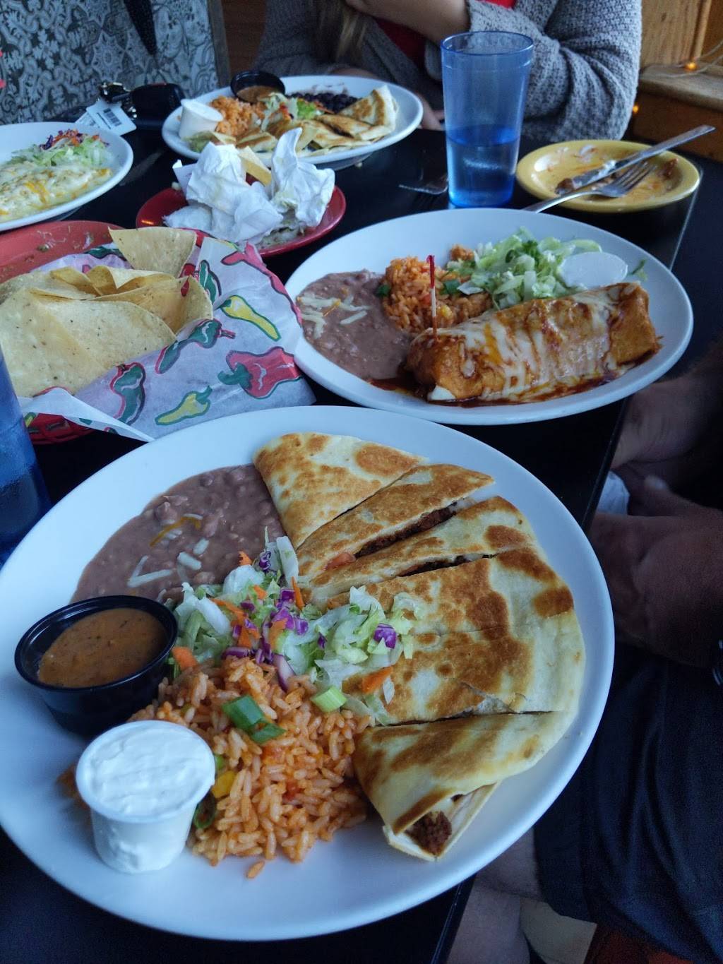 Road House | restaurant | 1058 Benzie Hwy, Benzonia, MI 49616, USA | 2318829631 OR +1 231-882-9631