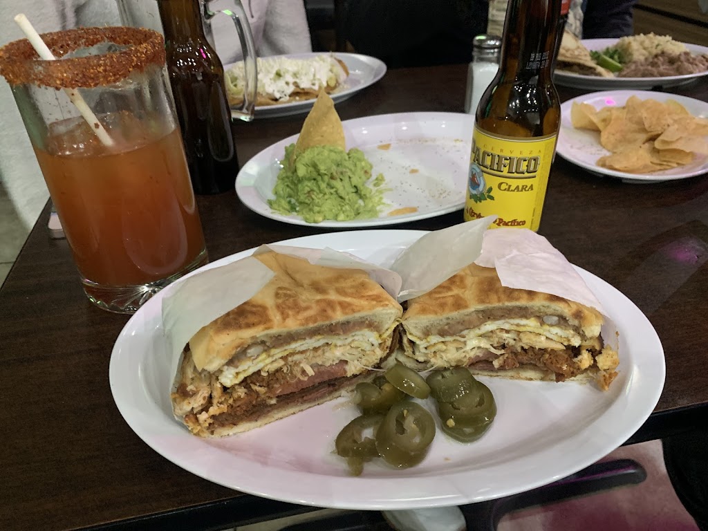 Alebrijes Mexican Grill & Bar | restaurant | 13247 Montfort Dr Suite 100, Dallas, TX 75240, USA | 9723852455 OR +1 972-385-2455