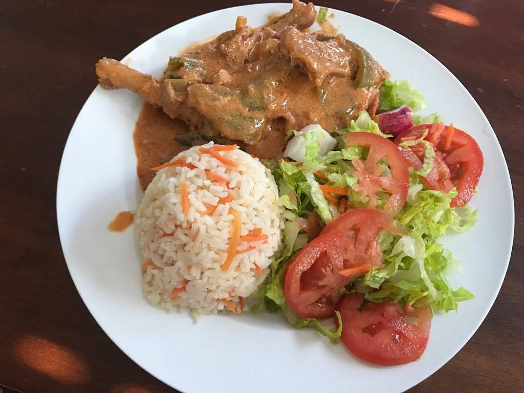 Pupuseria Metapan | restaurant | 6107 W Addison St, Chicago, IL 60634, USA | 7738532129 OR +1 773-853-2129