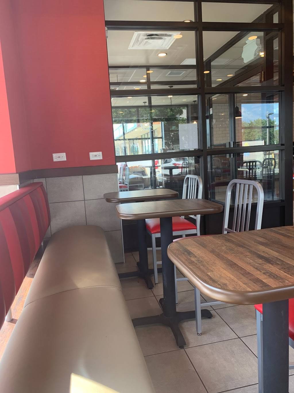 Arbys | restaurant | 483 Highway #8, Stoney Creek, ON L8G 5B9, Canada | 9056620022 OR +1 905-662-0022