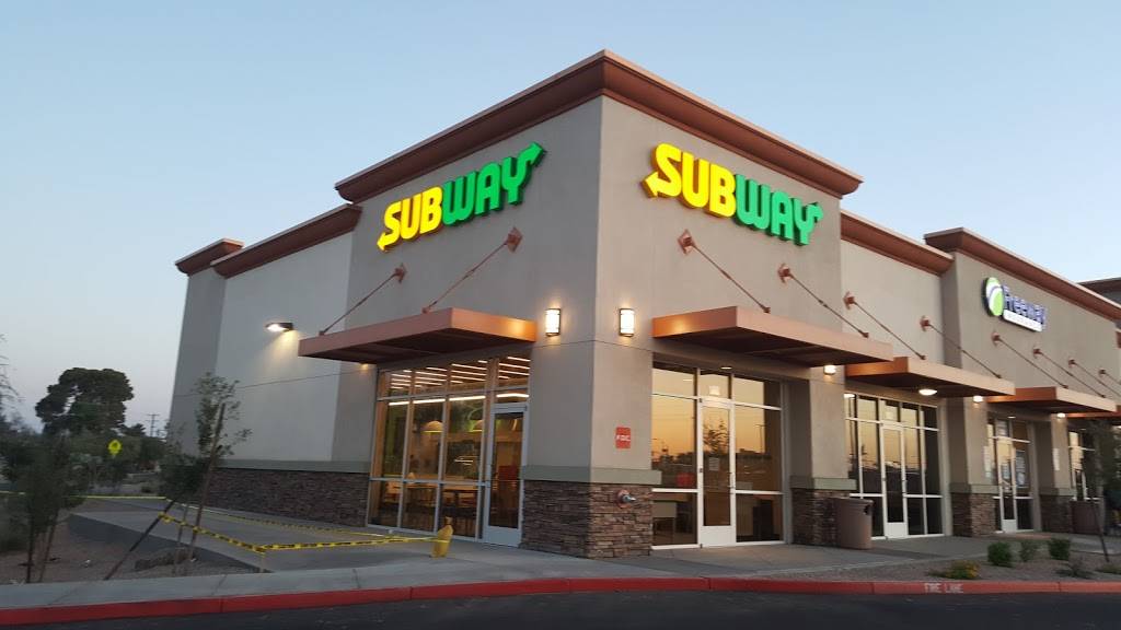 Subway Restaurants | restaurant | 702 W Camelback Rd #5, Phoenix, AZ 85013, USA | 6022482558 OR +1 602-248-2558