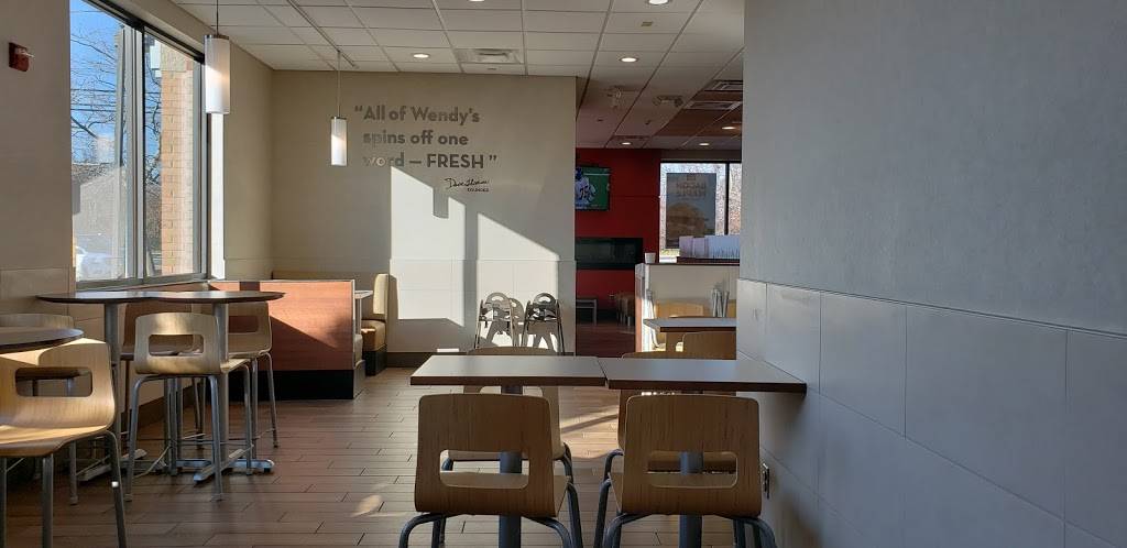 Wendys | restaurant | 3882 Sunrise Hwy, Seaford, NY 11783, USA | 5164094870 OR +1 516-409-4870