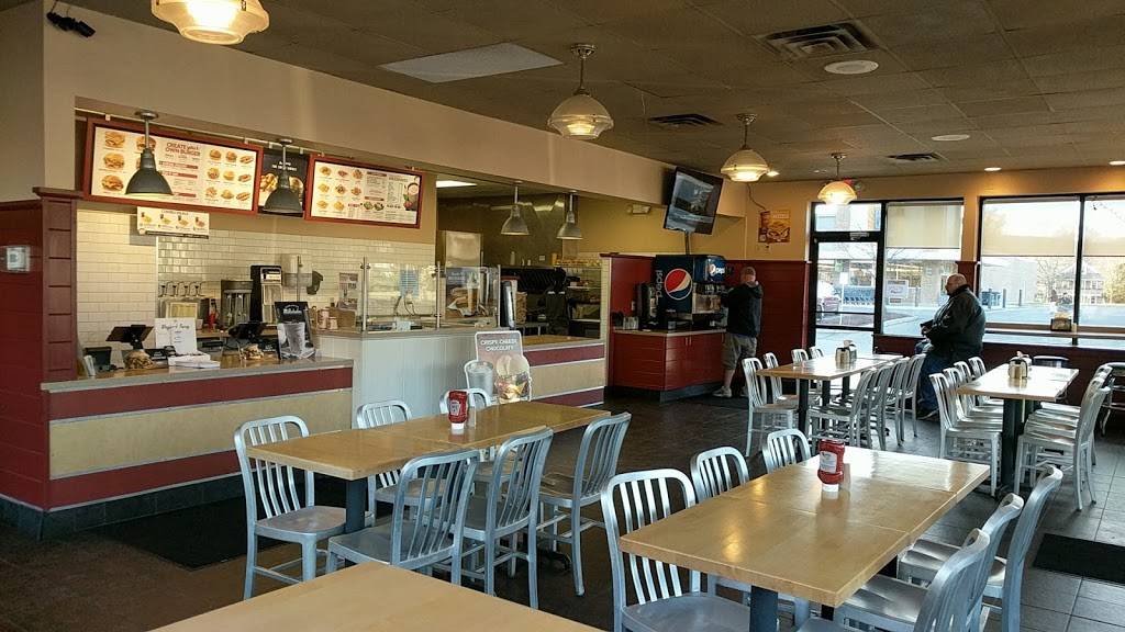 Wayback Burgers | restaurant | 320 E Elm St, Torrington, CT 06790, USA | 8603616624 OR +1 860-361-6624