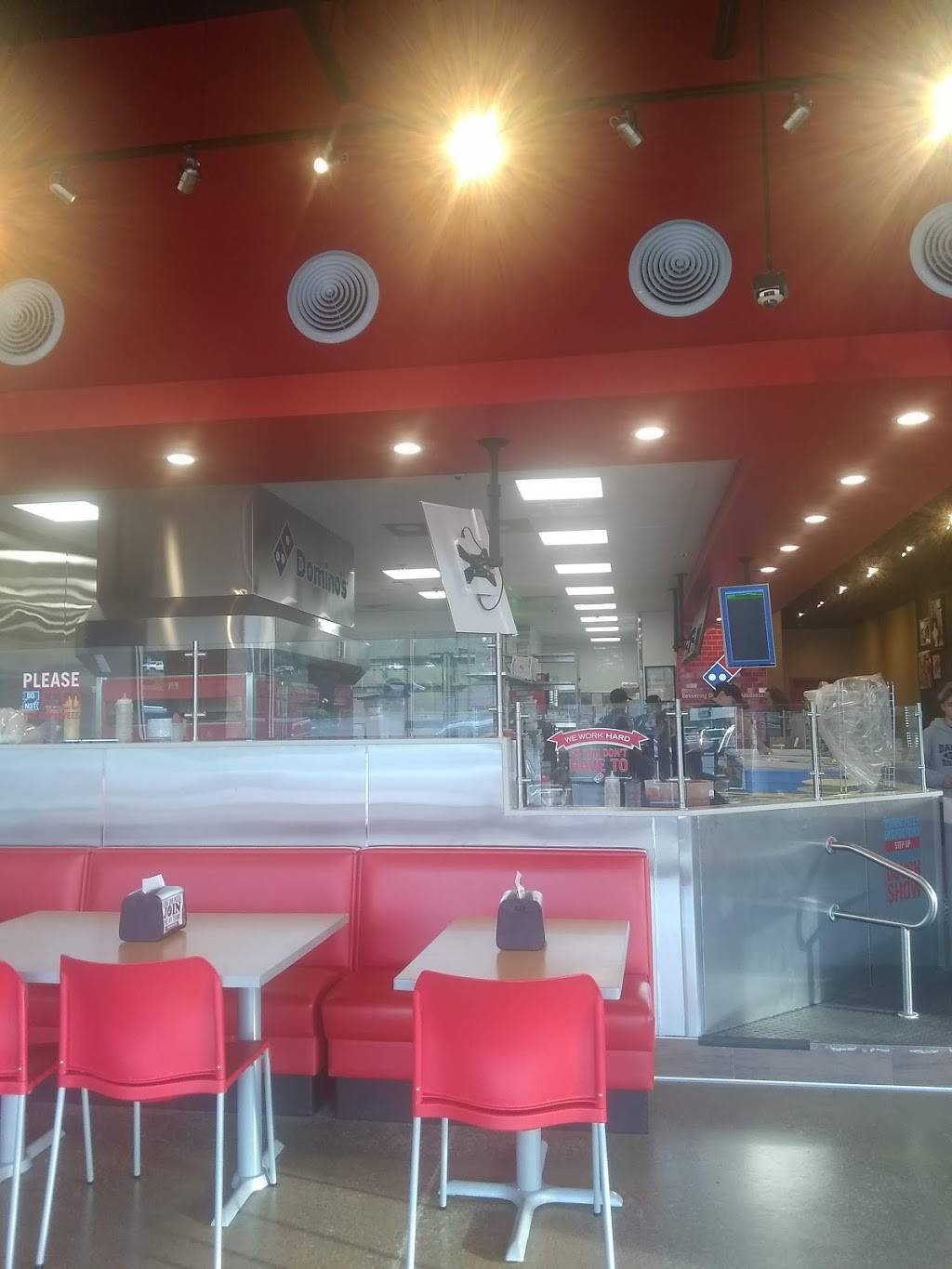 Dominos Pizza | meal delivery | 560 Indian Boundary Rd, Chesterton, IN 46304, USA | 2192503068 OR +1 219-250-3068