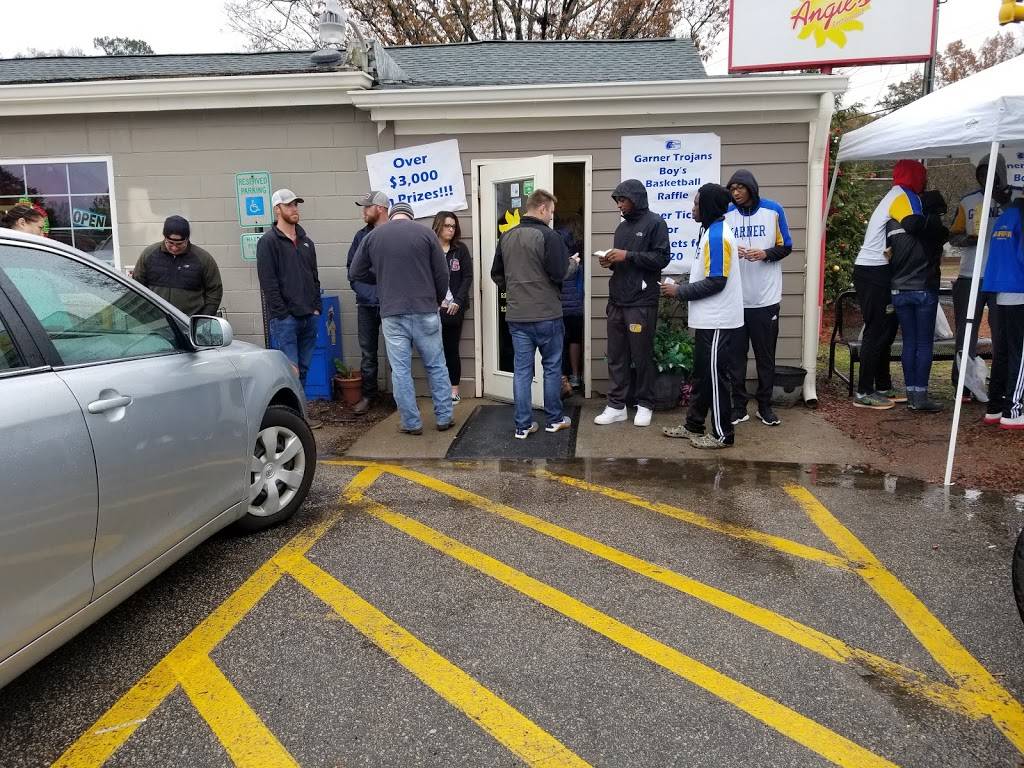 Angies Restaurant | restaurant | 1340 W Garner Rd, Garner, NC 27529, USA | 9196616707 OR +1 919-661-6707