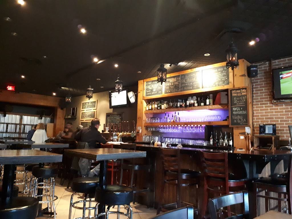 Microbrasserie LHermite | restaurant | 187 Rue Notre Dame E, Victoriaville, QC G6P 3Z8, Canada | 8196043875 OR +1 819-604-3875