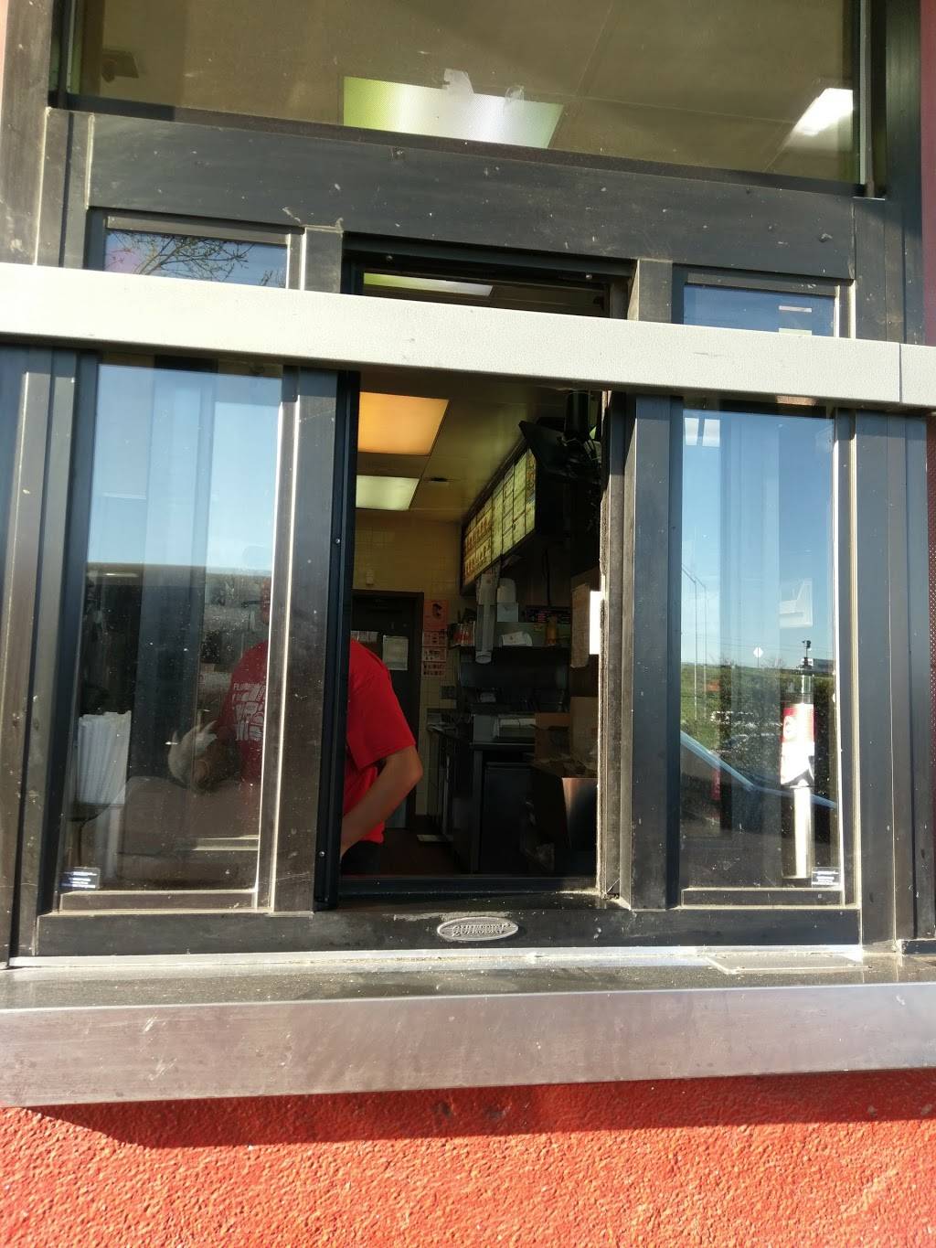 Jack in the Box | restaurant | 697 Curtner Ave, San Jose, CA 95125, USA | 4082676682 OR +1 408-267-6682