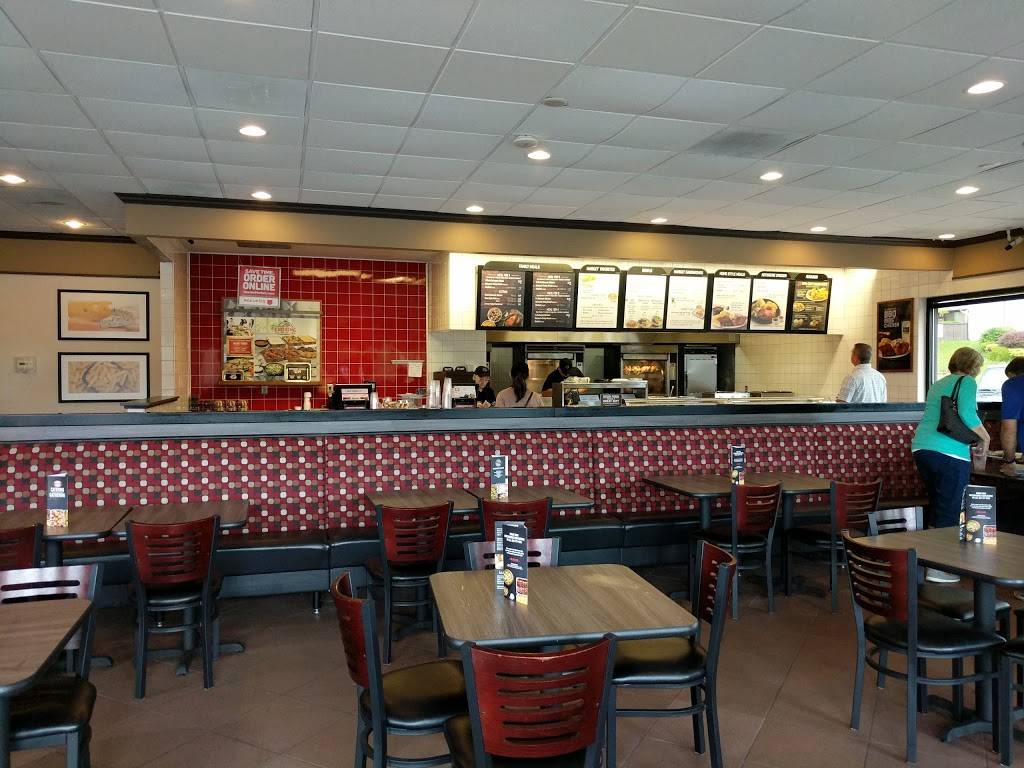 Boston Market | restaurant | 699 Howe Ave, Cuyahoga Falls, OH 44221, USA | 3309223333 OR +1 330-922-3333