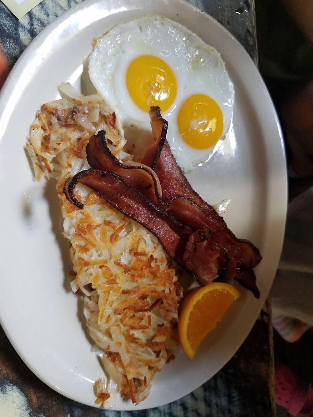 Meridian Cafe | restaurant | 213 N Meridian, Puyallup, WA 98371, USA | 2536047612 OR +1 253-604-7612