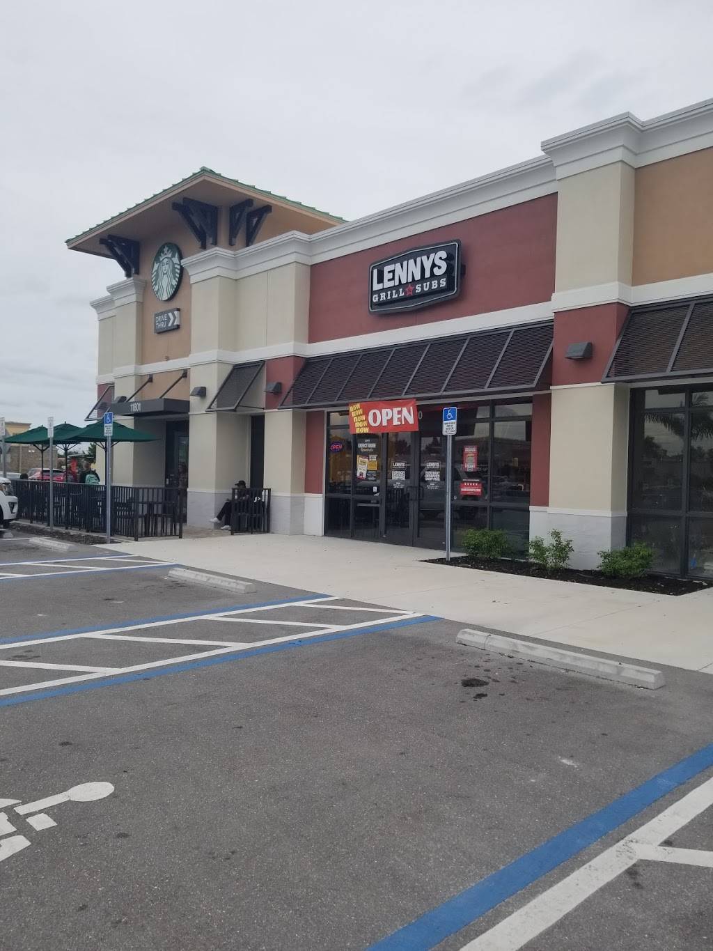 Starbucks | cafe | 11801 S Cleveland Ave #100, Fort Myers, FL 33907, USA | 2399362210 OR +1 239-936-2210