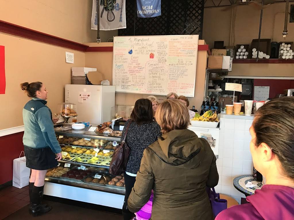 The Magnificent Muffin & Bagel Shoppe | bakery | 491 High St, Medford, MA 02155, USA | 7814833511 OR +1 781-483-3511